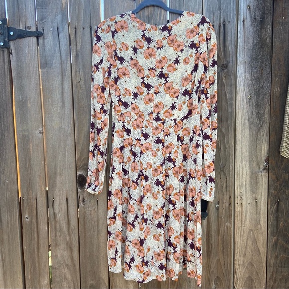 Floral spring long sleeve dress - Picture 4 of 5